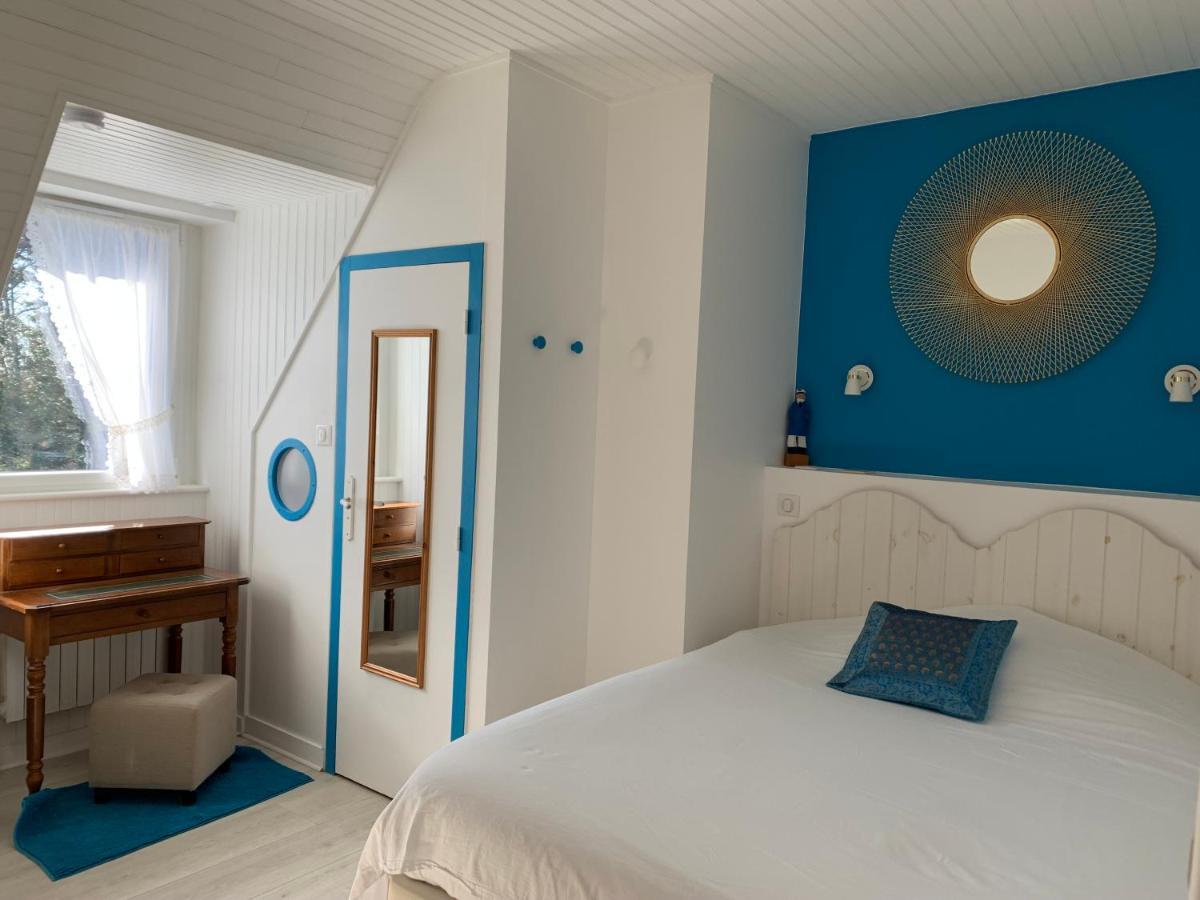 La Gentilhommiere Bed and Breakfast Tréffiagat Buitenkant foto