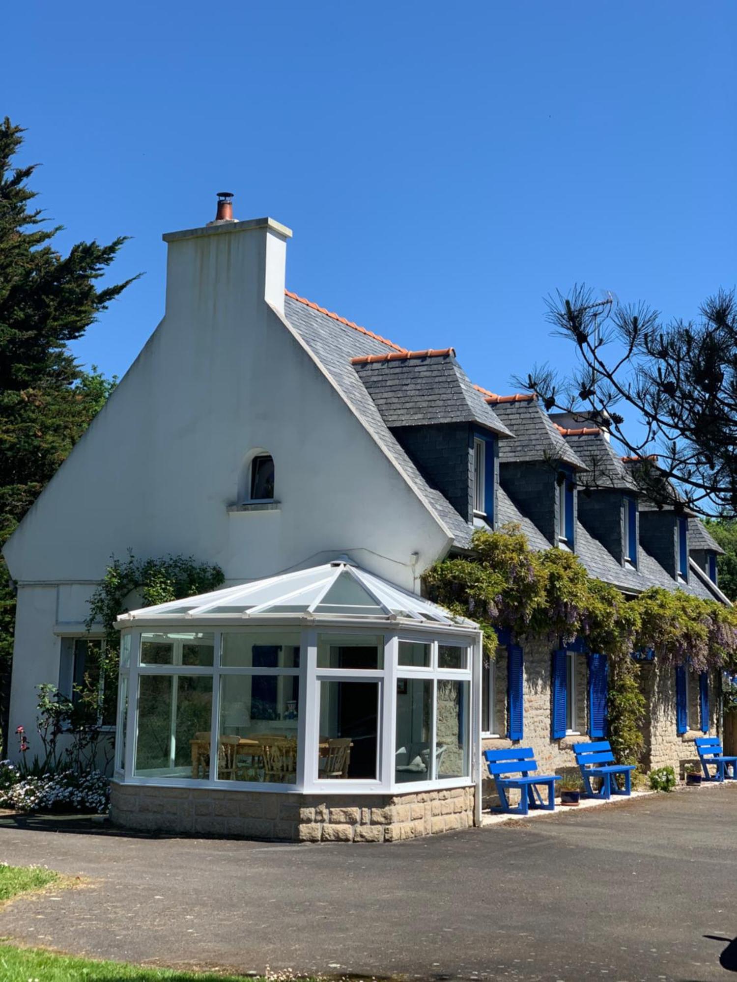 La Gentilhommiere Bed and Breakfast Tréffiagat Buitenkant foto